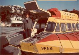 Sospesi sul mare: gli hovercraft tra Napoli e le Isole negli anni ’60