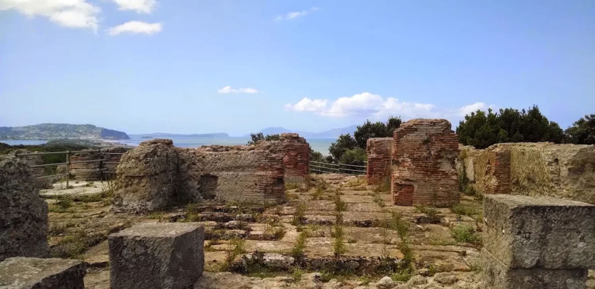 Napoli, città cumana: quando la storia riscrive le origini della capitale del Mediterraneo